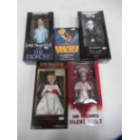 5x collectable horror figures- 1x Dracula, 1x The Crow, 1x The Exorcist, 1x Silent Hill, 1x Annabell
