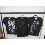 Approx 30x Dark Printed T-shirts in various designs, sizes Small-3XL