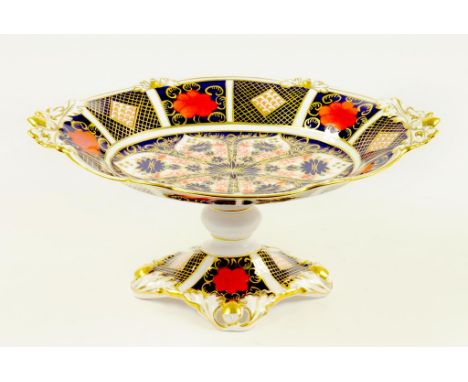 A ROYAL CROWN DERBY IMARI PATTERN OVAL COMPORT