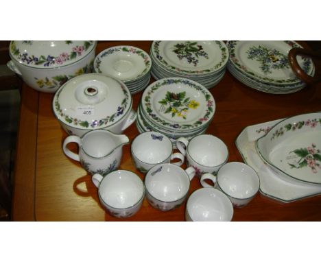 Royal Worcester floral decorated dinner service
