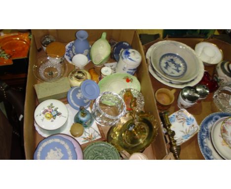 3 x boxes of oddments including Wedgwood jasperware, Worcester coddlers, print, plated ware, Carlton ware, brass ware, Beswic