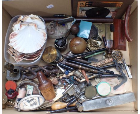 A COLLECTION OF VICTORIAN AND LATER ITEMS including pens, Indian wares, tools, domestic bits and pieces, shells, fishing reel