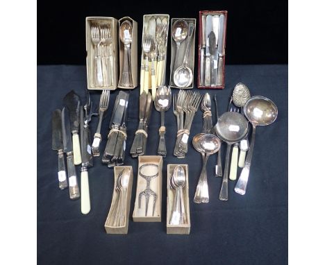 A QUANTITY OF SILVER PLATED FLATWARE