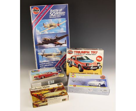 Five boxed model kits, mid to late 20th century, to include; a Revell Mercedes-Benz 190SL Roadster, 1:25 scale (box sealed), 