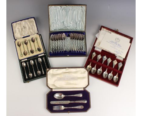 A cased of silver and enamel teaspoons, Turner and Simpson, Birmingham 1935, the teaspoons with white and green enamel decora