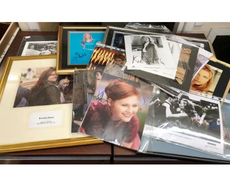 A collection of Hollywood movie actor signed photos,&nbsp;inc. Ralph Fiennes, Kristen Scott Thomas, Juliette Binoche, Kim Dar