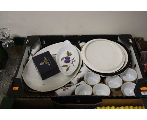 A box of various ceramics, to include a West German vase, h.40cm, and Royal Worcester Evesham pattern dinnerware 