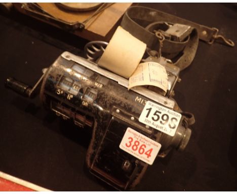 Vintage dial ticket issue machine   CONDITION REPORT:  This item is not working at lotting up. Frozen mechanism and some pain