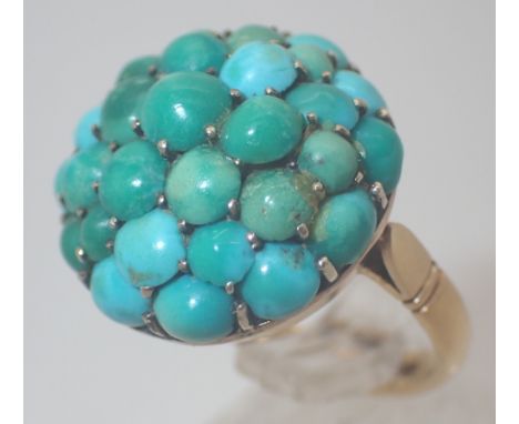 22ct yellow gold turquoise set ring, 4.8 g, size K    CONDITION REPORT:  Good condition, no missing stones and not miss-shape