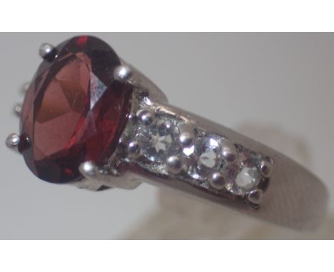 925 silver oval red stone solitaire ring, size R 1/2