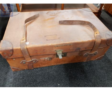 LARGE LEATHER SAILORS TRUNK 