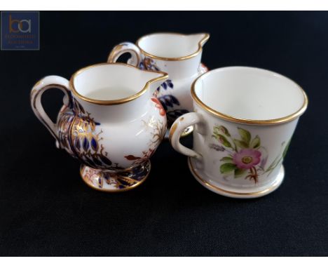 2 MINATURE SPODE JUGS AND MINATURE ROYAL WORLER MUG 