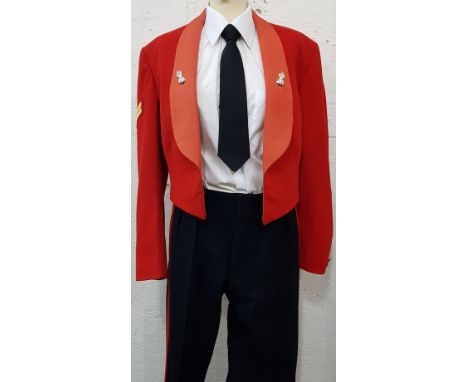 CORPORALS MESS DRESS AND MANNEQUIN 