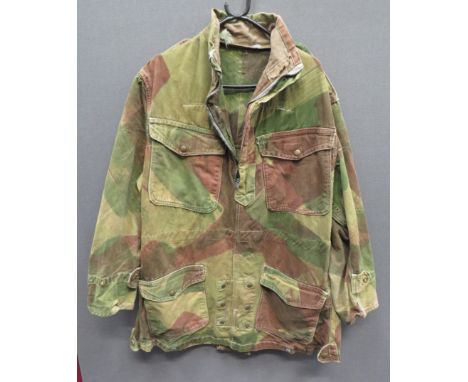 WW2 Pattern Airborne Troops Denison Camouflaged Smockgreen, brown and tan, half zip front smock.  Patch chest and lower pocke