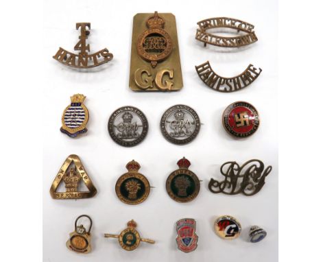Small Selection Of 17 Various Badgesincluding 2 x silver, WW1 Services Rendered lapel badges, numbered 19427 and 178250 ... B