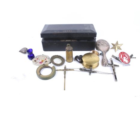 Vintage Wickwar & Co leather covered jewellery box and assorted collectables. Including a silver hand mirror, etc. L31cm x D1