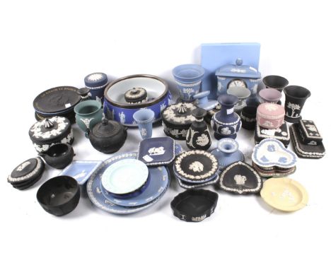 A collection of assorted 20th century Wedgwood Jasperware. Including trinket boxes, dishes, vases and a mantel clock, etc. Ma