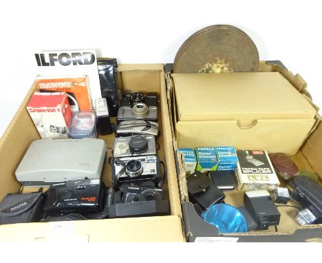 Vintage and digital camera equipment and a Nobo overhead projector in two boxes   Condition Report   Click here for further i