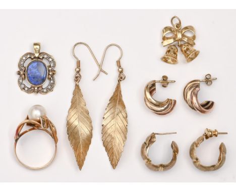 Three pairs of gold earrings, a cultured pearl ring and two gem set gold pendants, 21g  Good condition