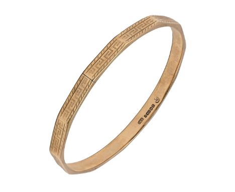 A 9ct gold bangle, 74mm diam (internal), Birmingham 1929, 16.5g  Good condition