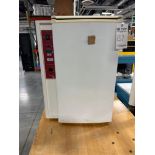 SHEL LAB LI5 REFRIGERATED INCUBATOR