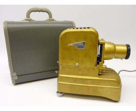 Mid 20th century Gnome projector, with carry case and screen   Condition Report Click here for further images, condition, auc