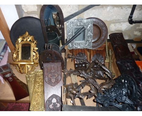 An interesting collection of interior effects to include six heavy cast metal gilded door plates with pierced foliate wreath 