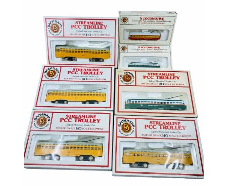 A collection of Bachmann HO &amp; N gauge Trolley Trams - All Boxed (7)