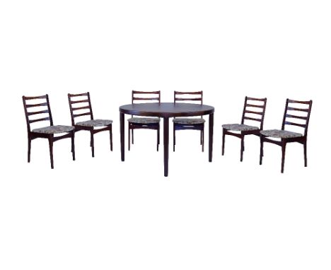 Modern Design - 1970s period rosewood circular top extending dining table by Skovmand & Andersen, fitted two insertions and s