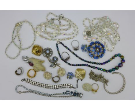 Vintage jewellery