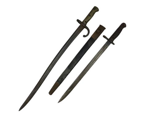 WWI Remington Pattern 1913 bayonet, the 43cm fullered blade with various marks to the ricasso including date code 11 16; in l