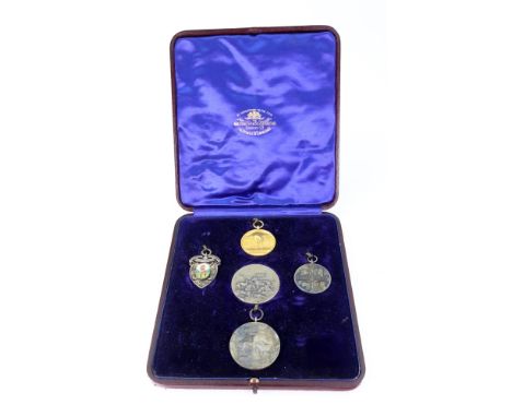 Hurlingham Club Handicap 1897 won by P.C. Smith 15ct gold golfing medal, depicting on one side a golfer and caddy on a course