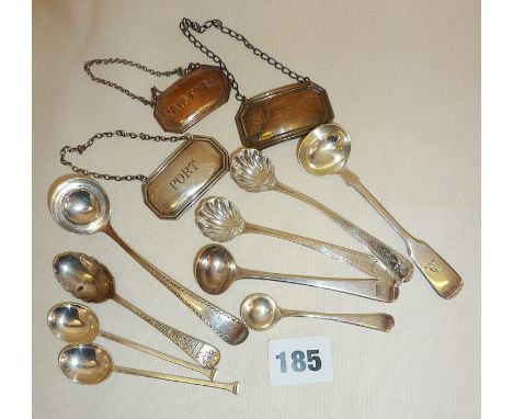 Quantity of hallmarked silver condiment/mustard and other spoons, two with scallop shaped bowls. Including three decanter lab