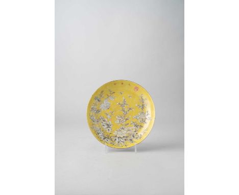NO RESERVEA CHINESE EN GRISAILLE AND YELLOW-GROUND DAYAZHAI DISH GUANGXU OR LATER  Decorated with budding and flowering branc