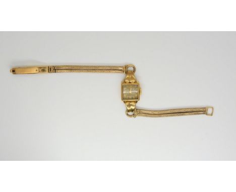 A 9ct gold Zenith ladies vintage watch, weight including mechanism, 20.3gms Condition Report:Available upon request