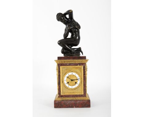 Table clock in marble and gilt and blued bronze. France, 19th century. Sculpture representing Venus. Machinery Paris. 48.5 x 