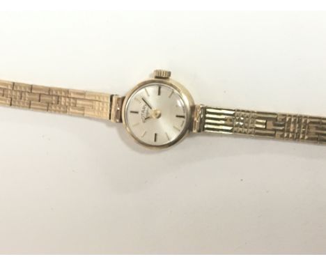 A ladies 9carat gold Rotary wrist watch. Weight 16g