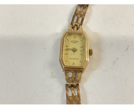 A vintage 9ct gold Rotary watch. Approx 15mm case including crown and 10.5g Postage A