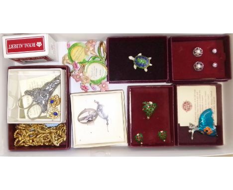 A box of vintage Past Times jewellery including silver.  