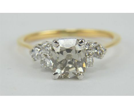 18ct gold 1.5 carat (approx) smoked diamond ring with white diamond set shoulders, size N. Fully hallmarked.&nbsp; Gross weig