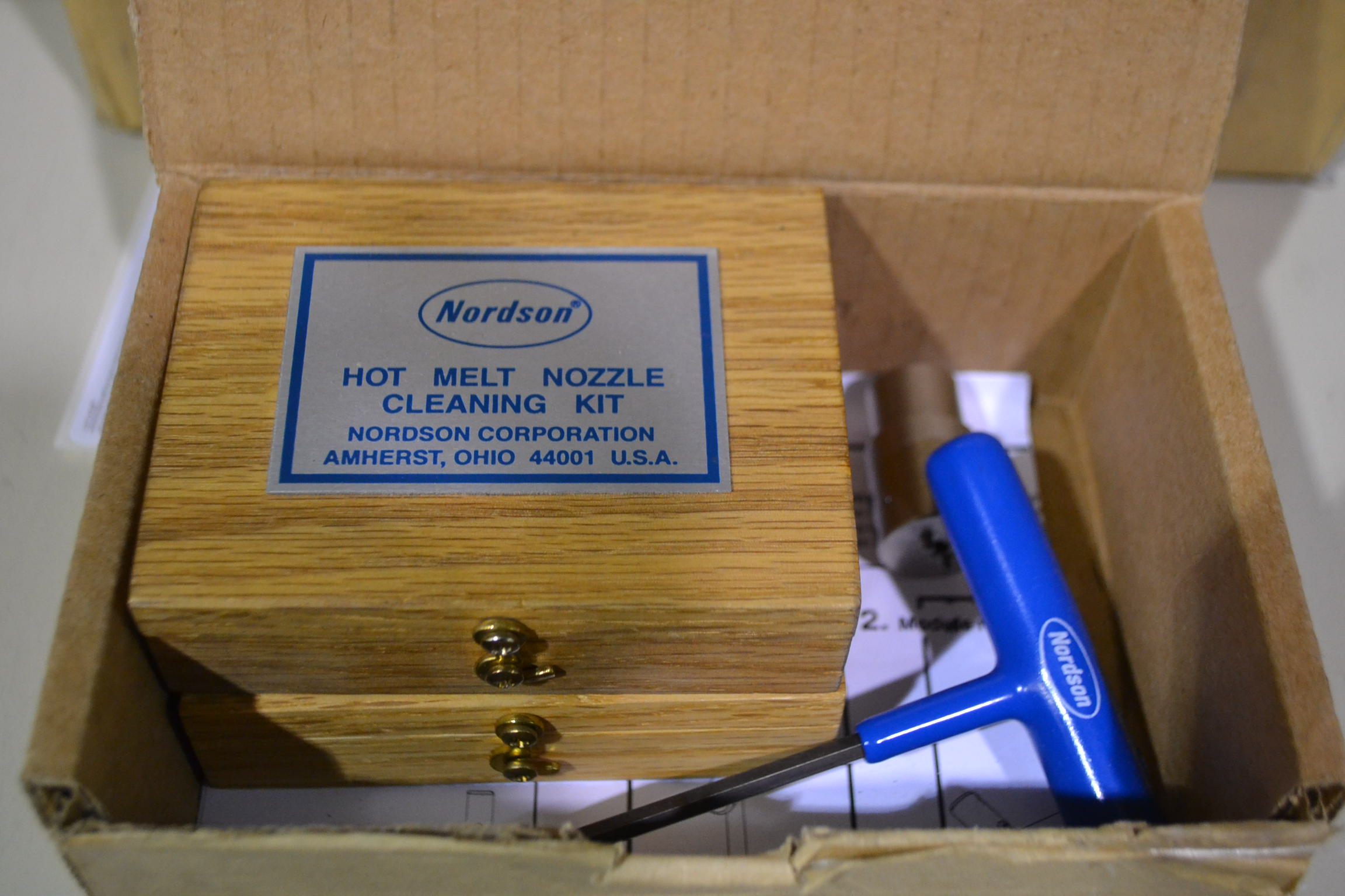 NORDSON 8505768 ND601 SOLIDBLUE HOT MELT GUN WITH 1059671 NOZZLE