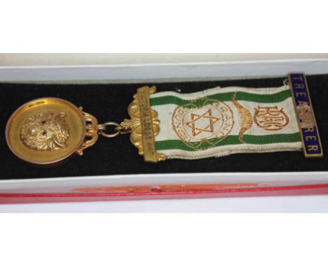 A Royal Antediluvian Order Buffaloes medallion, the hallmarked 9ct gold drop pendant with buffalo motif having red enamel eye