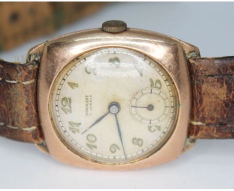 A 1940s hallmarked 9ct gold wristwatch, the dial and movement signed Dominant with subsidiary seconds dial at 6 o'clock, 17 j