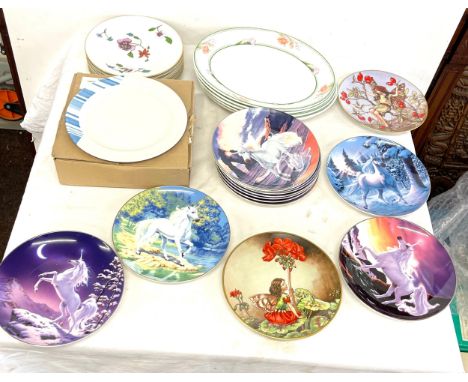 Selection of assorted plates includes Sleak and Royal worcester and selection of Royal Doulton limited edition collector's pl