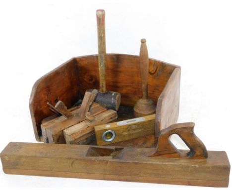 Various tools, early 20thC and other, mallet, various wood planes, block plane, 65cm W and early 20thC pine scoop, etc.  (a q