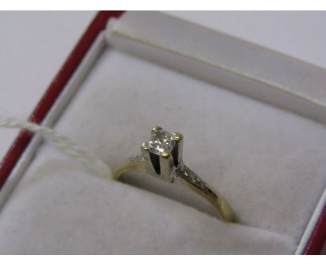 9ct YELLOW GOLD DIAMOND SOLITAIRE STACKER STYLE RING, principal princess cut diamond in 4 claw setting with 3 accent diamonds