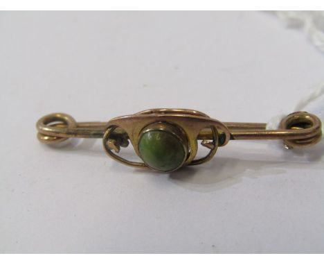 9CT YELLOW GOLD BROOCH, by M Bennett &amp; Co 