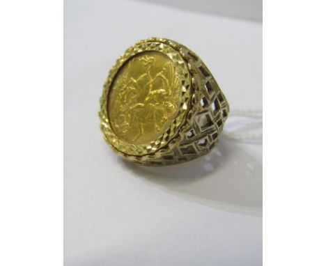 HALF SOVEREIGN RING, 1912 haf sovereign set in a 9ct gld mount, size J, 10.2 grams overall 