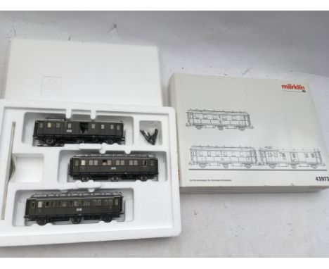 Marklin HO , Boxed , set former German state railroadpassenger cars, #43973