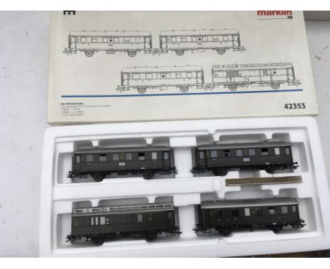 Marklin Railway, Ho scale, boxed, #42353, The Hells valley railroad, German state railroad car set